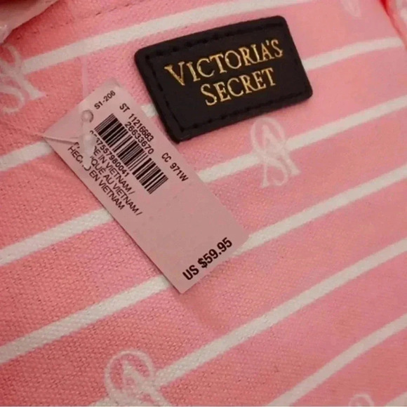 Victoria’s Secret Large weekender tote, pink/white stripe zip top 19 x 12.x 6 - Picture 4 of 8